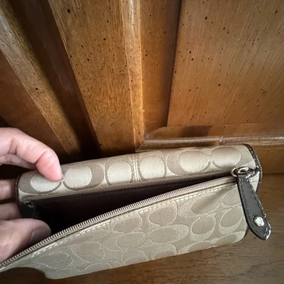 COACH Signature Monogram Wallet and Checkbook Case Set - Picture 8 of 10